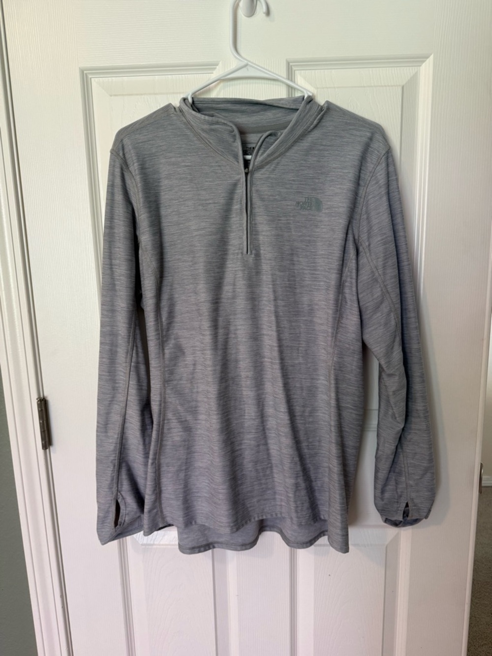 The North Face Light Gray Women's Pullover